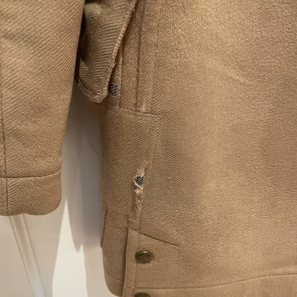 Burberry toggle jacket - Picture 5 of 6